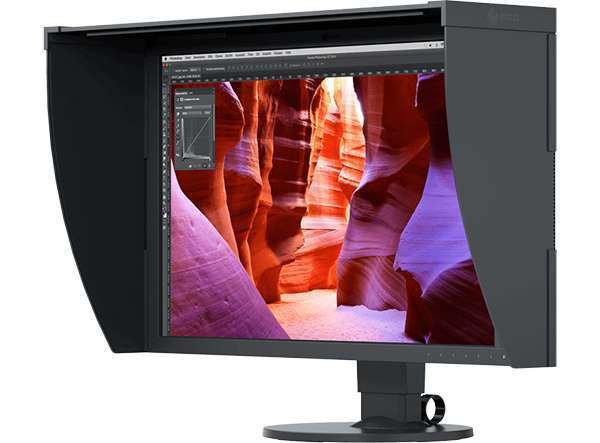 Hiệp hội Hình ảnh và m thanh Châu u (EISA) đã vinh danh màn hình đồ hoạ CG2730 Eizo là màn hình hình ảnh tốt nhất 2017 - 2018. Đây là màn hình đầu tiên của EIZO được trao giải thưởng của EISA. 