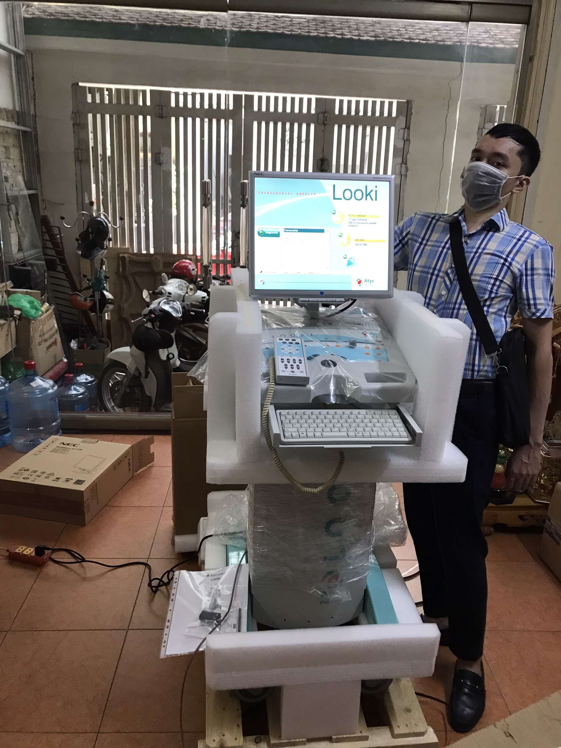 z2583946592863 6052d20057dd41236dc92c7470d4a303 Nơi bảo hành máy đo lưu huyết não Atys Pháp
